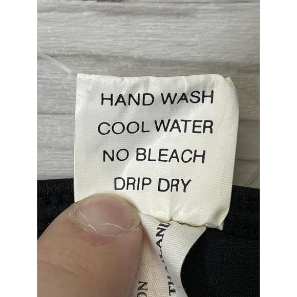 Body Glove Womens Under Vest Wetsuit Top Size 9 Neoprene Black 1321W.A Surf Dive - Picture 7 of 10